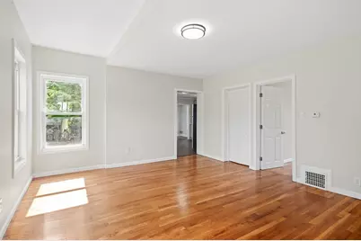 74 S Maple St, Westfield, MA 01085 - Photo 8