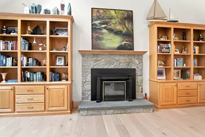 9 Fox Run Dr, Haverhill, MA 01832 - Photo 12