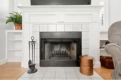 2 Greenleaf St #3, Newburyport, MA 01950 - Photo 8