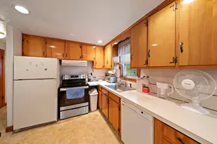 14 Gerald Ave, Randolph, MA 02368 - Photo 6