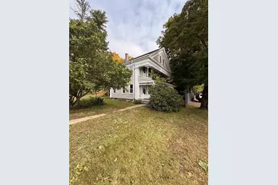 10 Mechanic St, Orange, MA 01364 - Photo 2