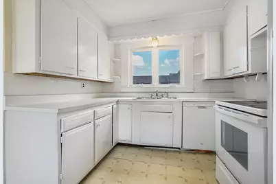 31 Central Street, Waltham, MA 02453 - Photo 14