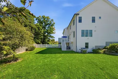 1093 Washington St #1093, Holliston, MA 01746 - Photo 30