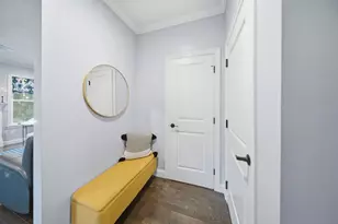 1093 Washington St, Holliston, MA 01746 - Photo 10