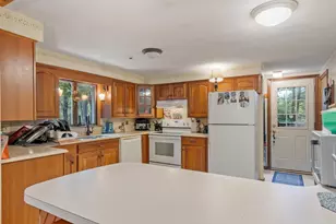 91 Searle St, Georgetown, MA 01833 - Photo 6