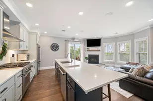 138 Neponset Ave, Boston, MA 02122 - Photo 10