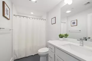 138 Neponset Ave, Boston, MA 02122 - Photo 22