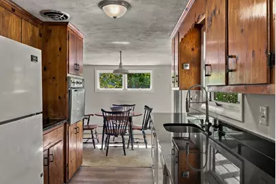 39 Sylvan Ave, Wakefield, MA 01880 - Photo 14