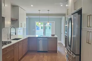 12 Bronx Rd, Boston, MA 02132 - Photo 8