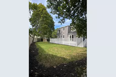 12 Bronx Rd, Boston, MA 02132 - Photo 32