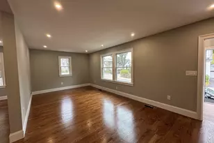 12 Bronx Rd, Boston, MA 02132 - Photo 10