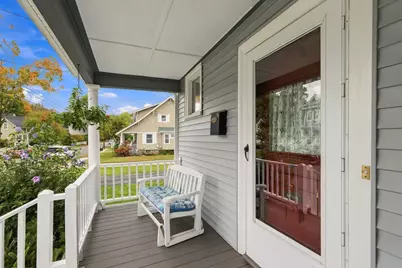 76 Haseltine St, Haverhill, MA 01835 - Photo 4