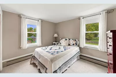 76 Haseltine St, Haverhill, MA 01835 - Photo 30
