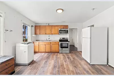 56 Summit St, Woonsocket, RI 02895 - Photo 6