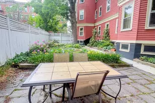 35 William St, Cambridge, MA 02139 - Photo 12