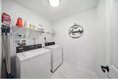 1093 Washington St #1093, Holliston, MA 01746 - Photo 22