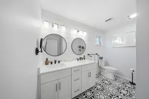 1093 Washington St, Holliston, MA 01746 - Photo 18