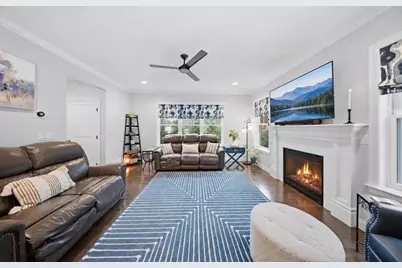 1093 Washington St #1093, Holliston, MA 01746 - Photo 8