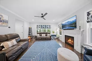 1093 Washington St, Holliston, MA 01746 - Photo 8