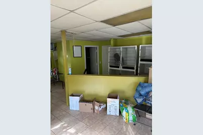1648 Carew St, Springfield, MA 01104 - Photo 8