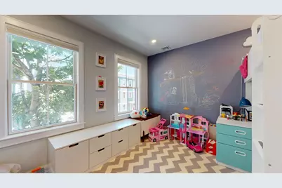 459 E 8th #1, Boston, MA 02127 - Photo 20