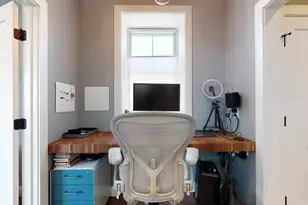 459 E 8th, Boston, MA 02127 - Photo 24