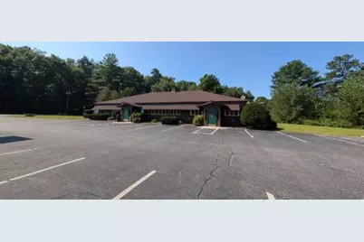 785 Quaker Hwy, Uxbridge, MA 01569 - Photo 2