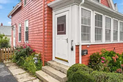 8 Ord St, Salem, MA 01970 - Photo 2