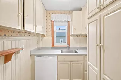 8 Ord St, Salem, MA 01970 - Photo 16