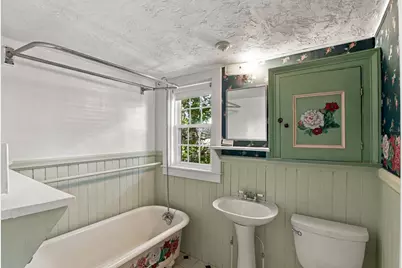 25 Craigville Beach Rd, Barnstable, MA 02601 - Photo 30