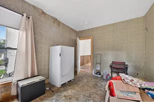 63 Pleasant St, Spencer, MA 01562 - Photo 14