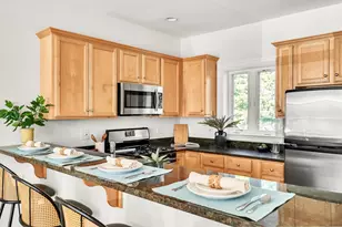 2 Wyatt Cir, Somerville, MA 02143 - Photo 8
