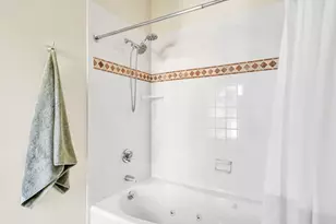 2 Wyatt Cir, Somerville, MA 02143 - Photo 20