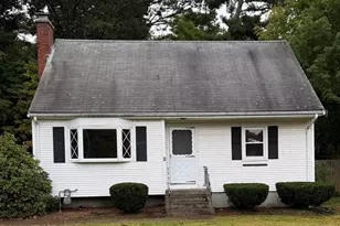 61 N Main St, Bellingham, MA 02019 - Photo 1