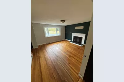 61 N Main St, Bellingham, MA 02019 - Photo 2