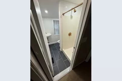 61 N Main St, Bellingham, MA 02019 - Photo 6