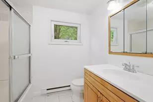 202 Glenoak Dr, Springfield, MA 01129 - Photo 18