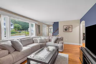 137 Central St, North Reading, MA 01864 - Photo 8