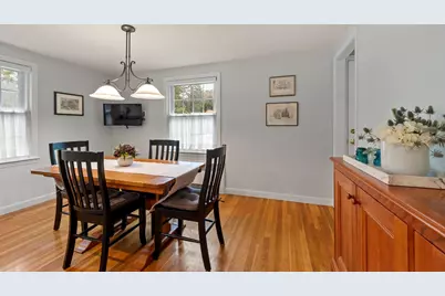 96 Whittemore St, Concord, MA 01742 - Photo 12