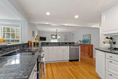 96 Whittemore St, Concord, MA 01742 - Photo 14