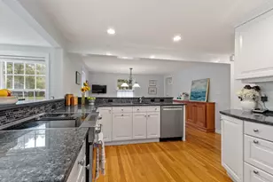 96 Whittemore St, Concord, MA 01742 - Photo 14