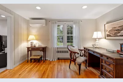 96 Whittemore St, Concord, MA 01742 - Photo 10