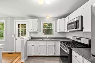 8 Timrod Dr, Worcester, MA 01603 - Photo 8