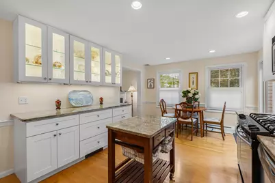 33 Arnold Terrace #33, Marblehead, MA 01945 - Photo 10