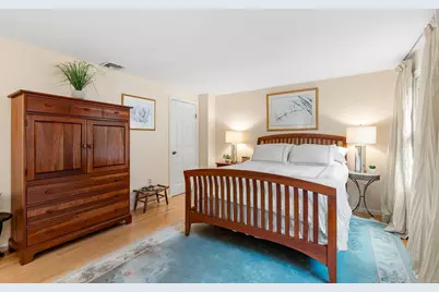 33 Arnold Terrace #33, Marblehead, MA 01945 - Photo 18