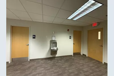 554 Main Street #4, Worcester, MA 01608 - Photo 4