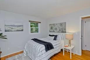 27 E Green St, Easthampton, MA 01027 - Photo 22