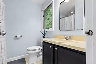 221 Maple Brook Rd, Bellingham, MA 02019 - Photo 18