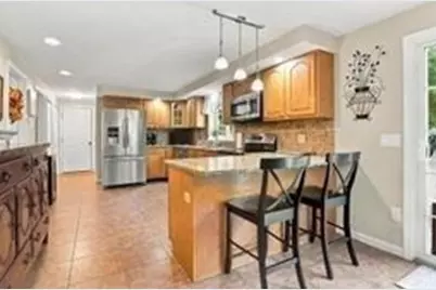 7 Keely Dr, Charlton, MA 01507 - Photo 6