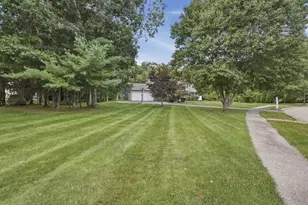 7 Keely Dr, Charlton, MA 01507 - Photo 36
